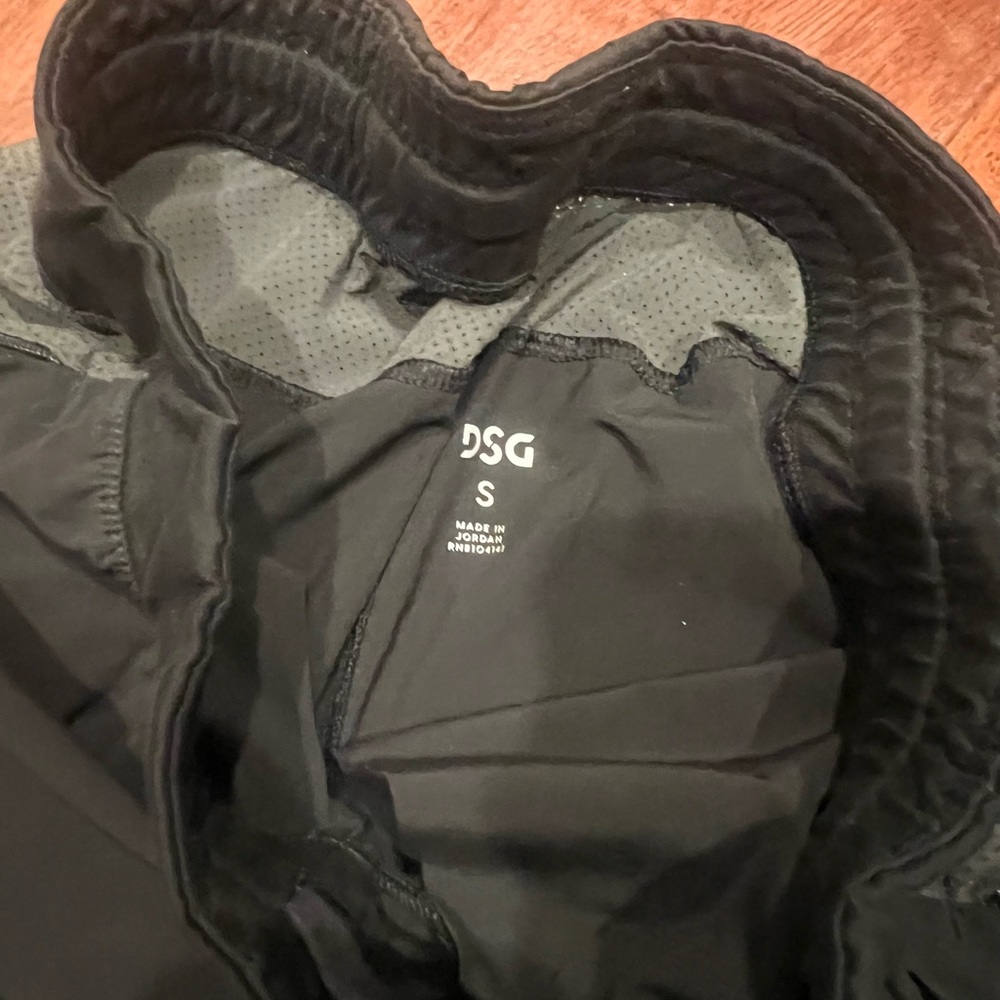 DSG brand athletic shorts - Picture 6 of 6
